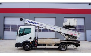 Monte-Meubles sur camion Paus 28 WH-M 28 mètres