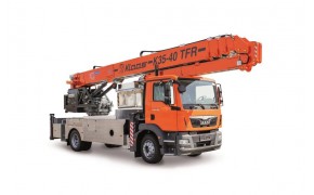 Location grue mobile sur camion nacelle 15T - H. 40 m